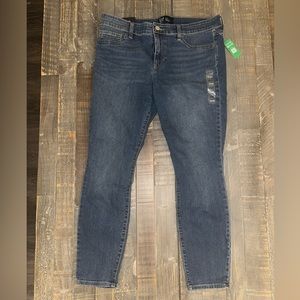 Women’s Gap Jeans